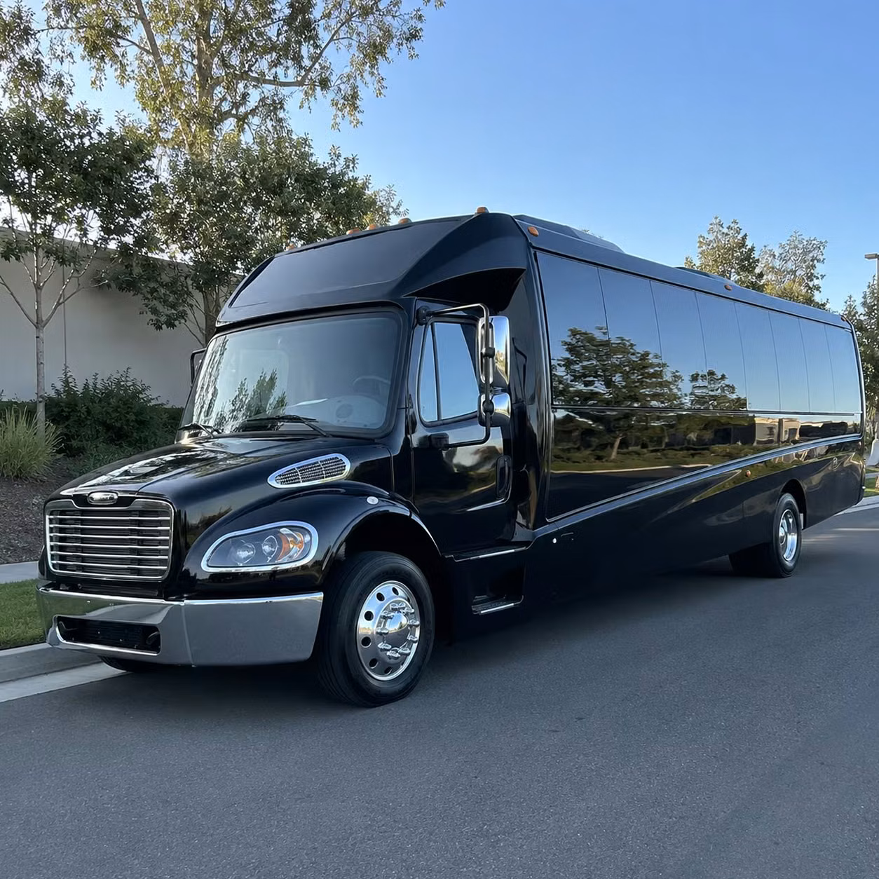 35 passenger minibus