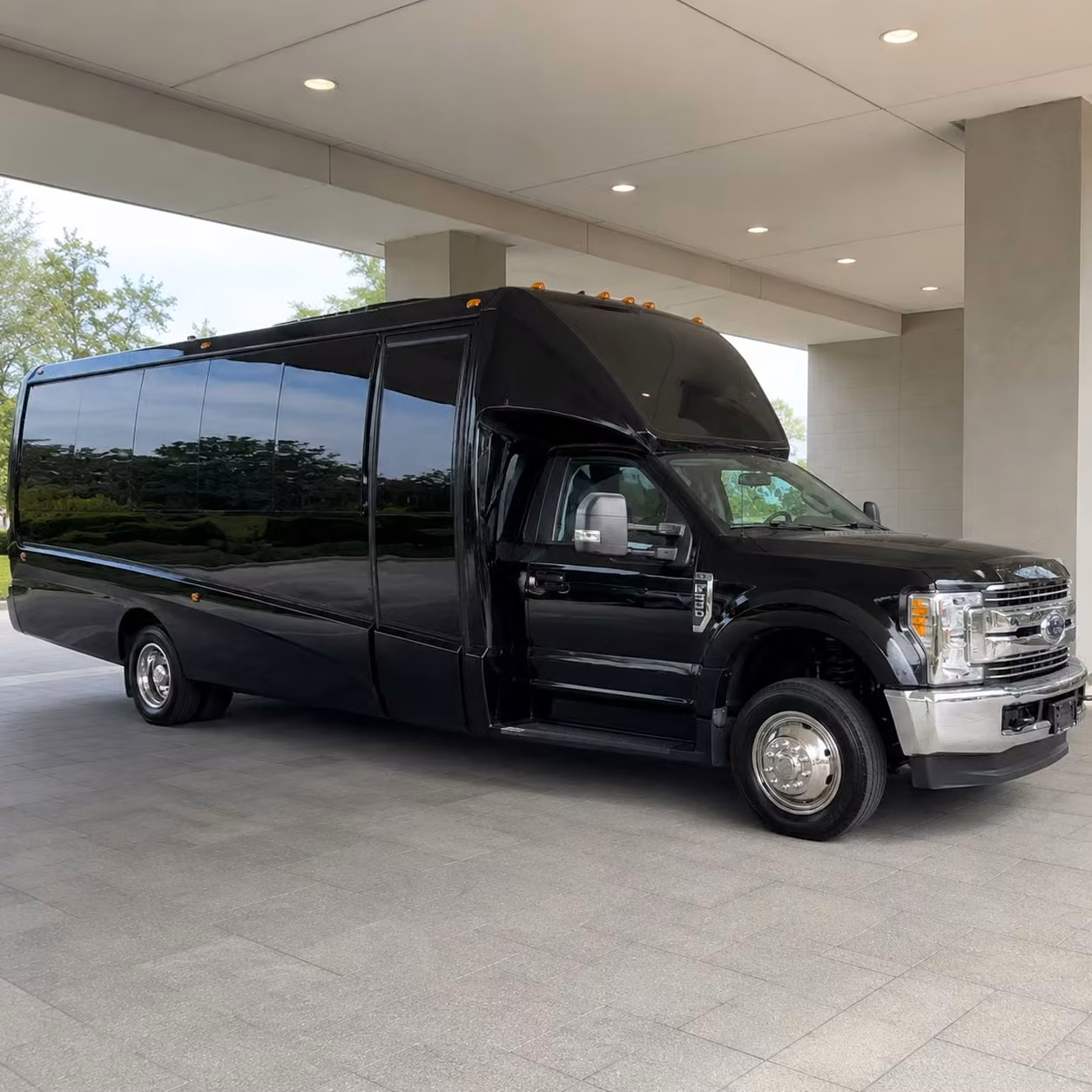 bus rentals for charlotte proms homecomings