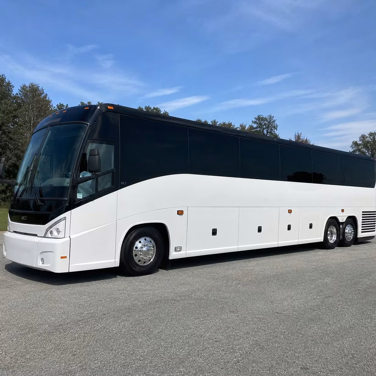 hotel shuttle bus service between clt and uptown charlotte hotels