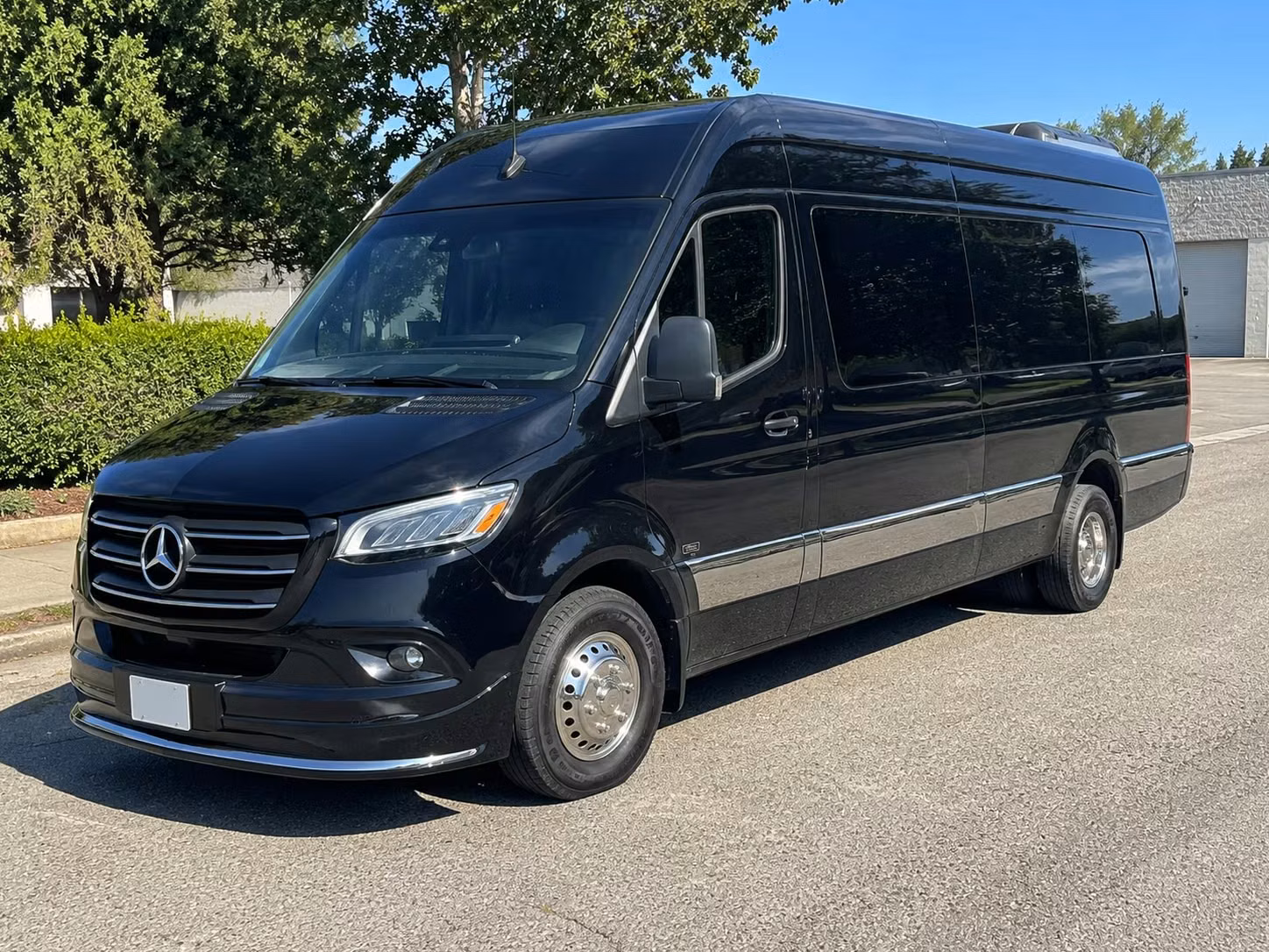 sprinter vans and minibuses for smaller charlotte concert groups